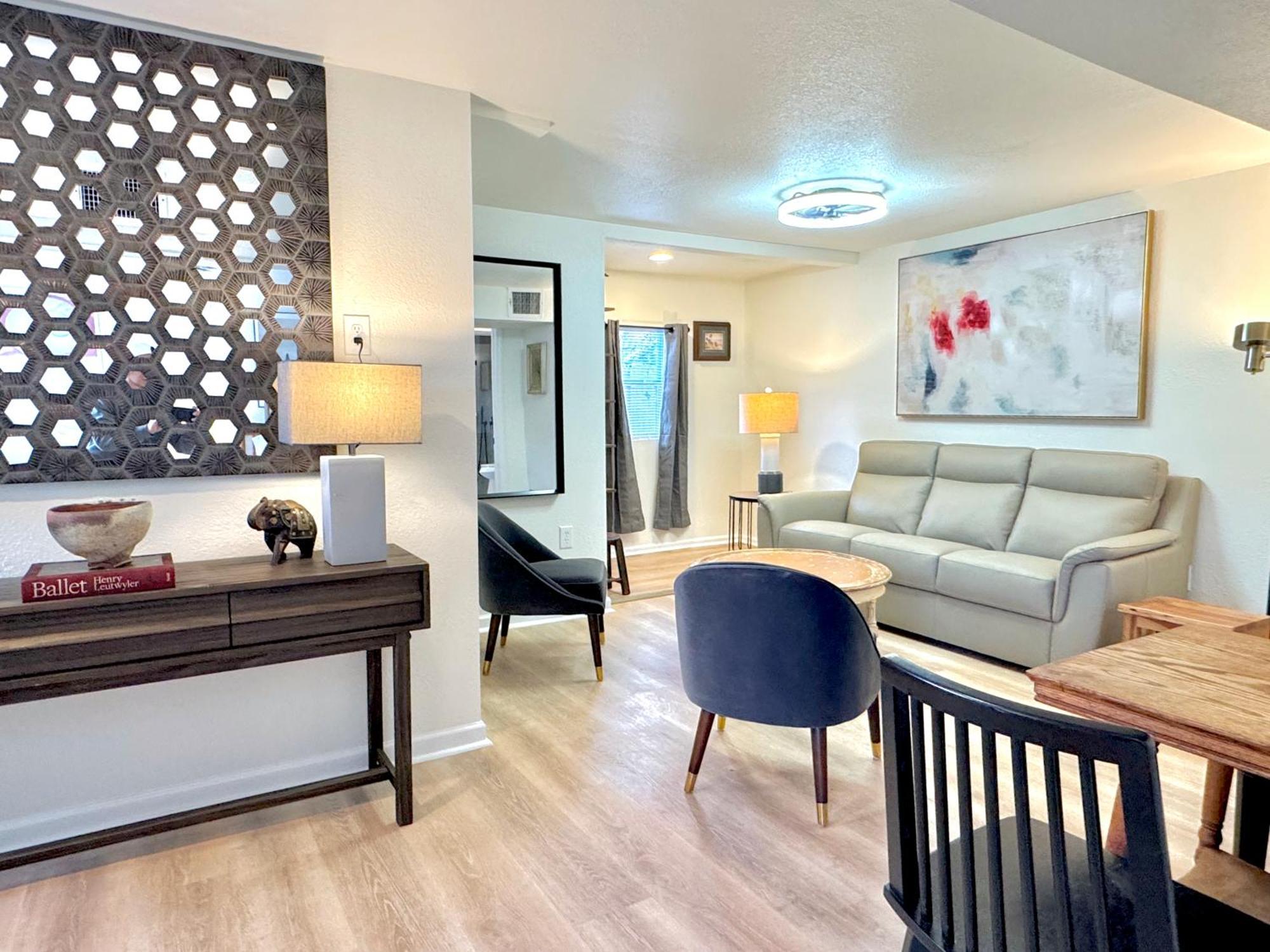 Upgraded Suite - Easy Access To Uptown #N29 Oklahoma City Extérieur photo